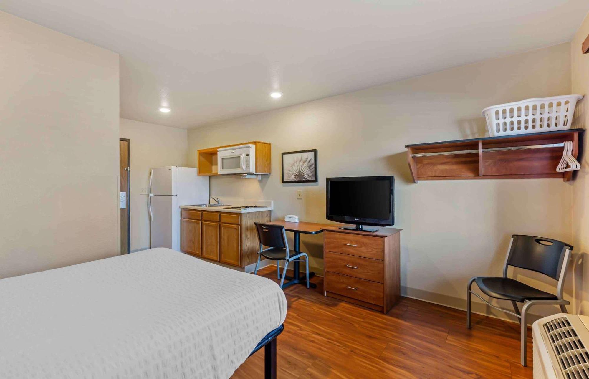 Extended Stay America Select Suites - Cleveland - Mentor Ngoại thất bức ảnh